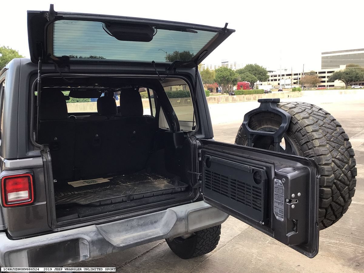 Used 2019 Jeep Wrangler Unlimited Sport S AWD/4WD image 10