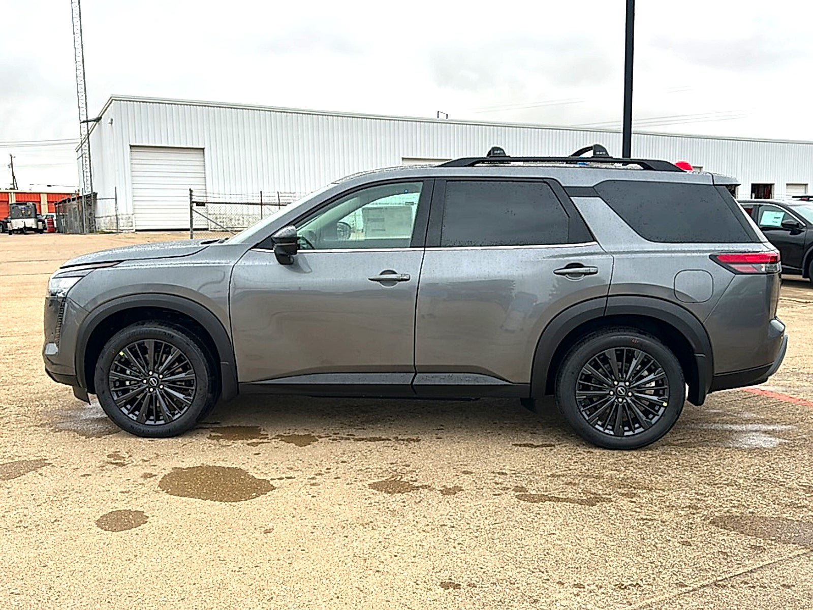New 2026 Nissan Pathfinder SL w/ SL Premium Package FWD image 5