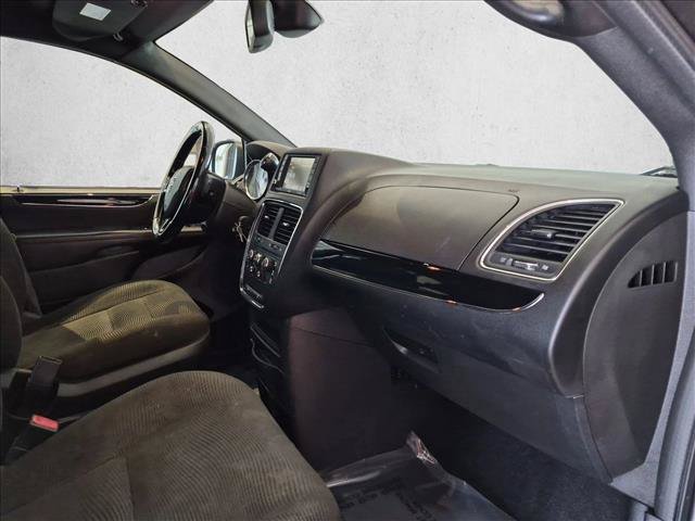 Used 2020 Dodge Grand Caravan SE FWD image 21