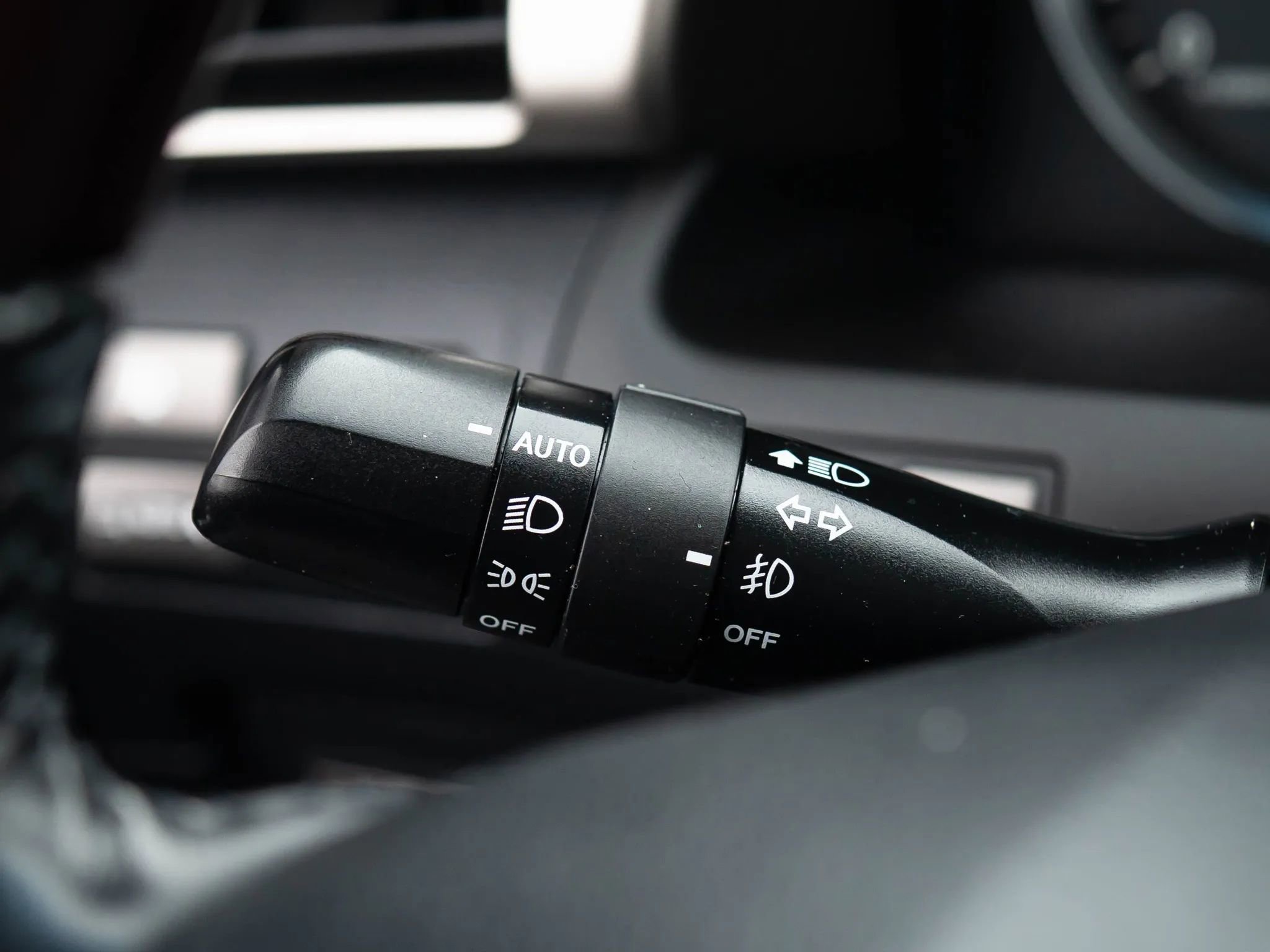 Used 2015 Lexus LX 570 4WD image 45