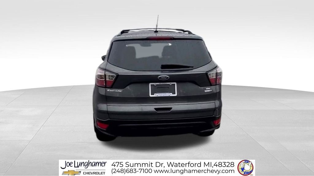 Used 2017 Ford Escape SE w/ SE Sport Appearance Package image 8