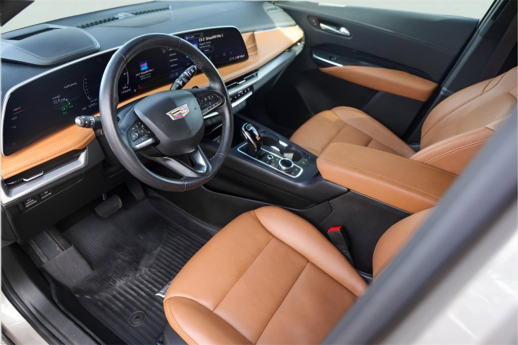 Used 2024 Cadillac XT4 Premium Luxury w/ Active Safety Package image 13