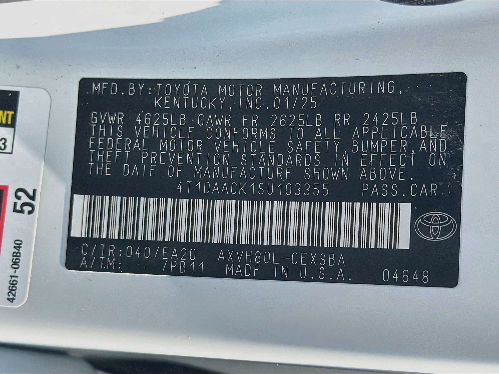 Used 2025 Toyota Camry SE FWD image 12