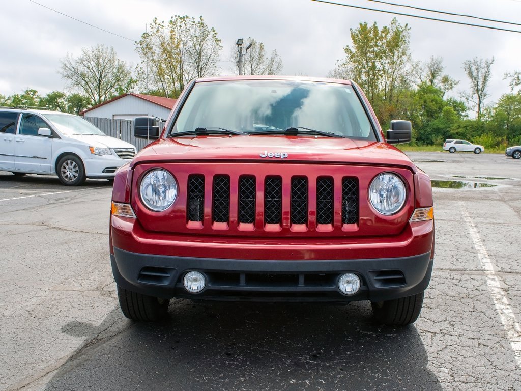 Used 2015 Jeep Patriot Latitude image 11
