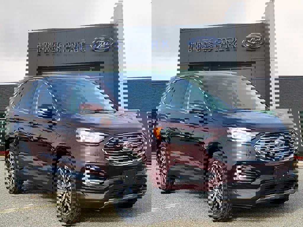 Used 2020 Ford Edge Titanium image 1
