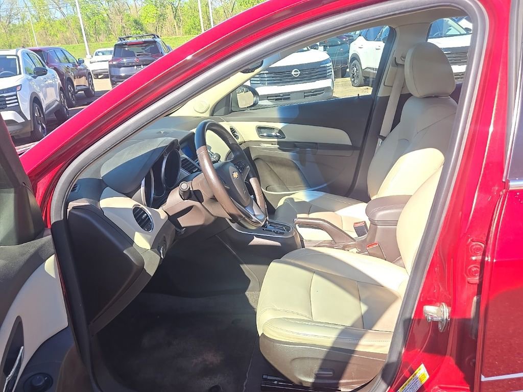 Used 2012 Chevrolet Cruze LT FWD image 9