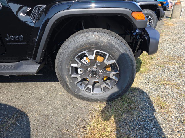 New 2025 Jeep Wrangler Sahara image 2