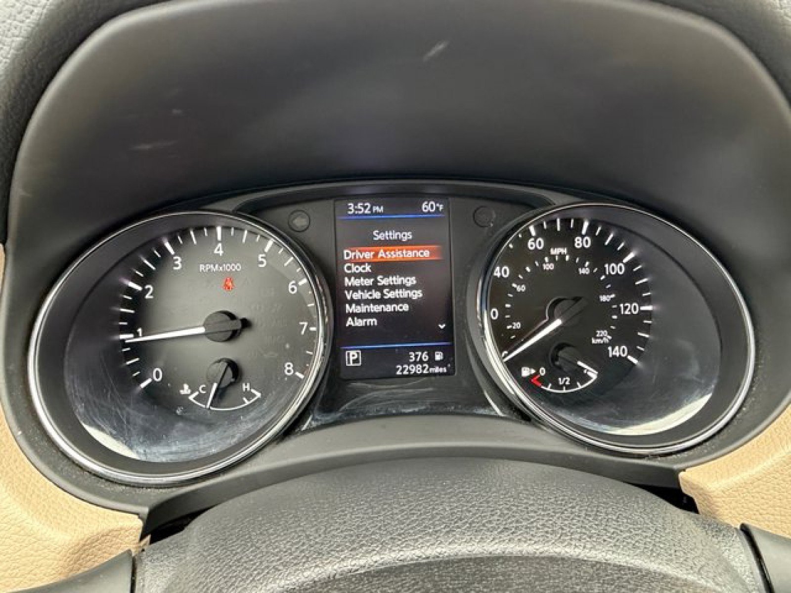 Used 2020 Nissan Rogue SL w/ Premium Package image 24