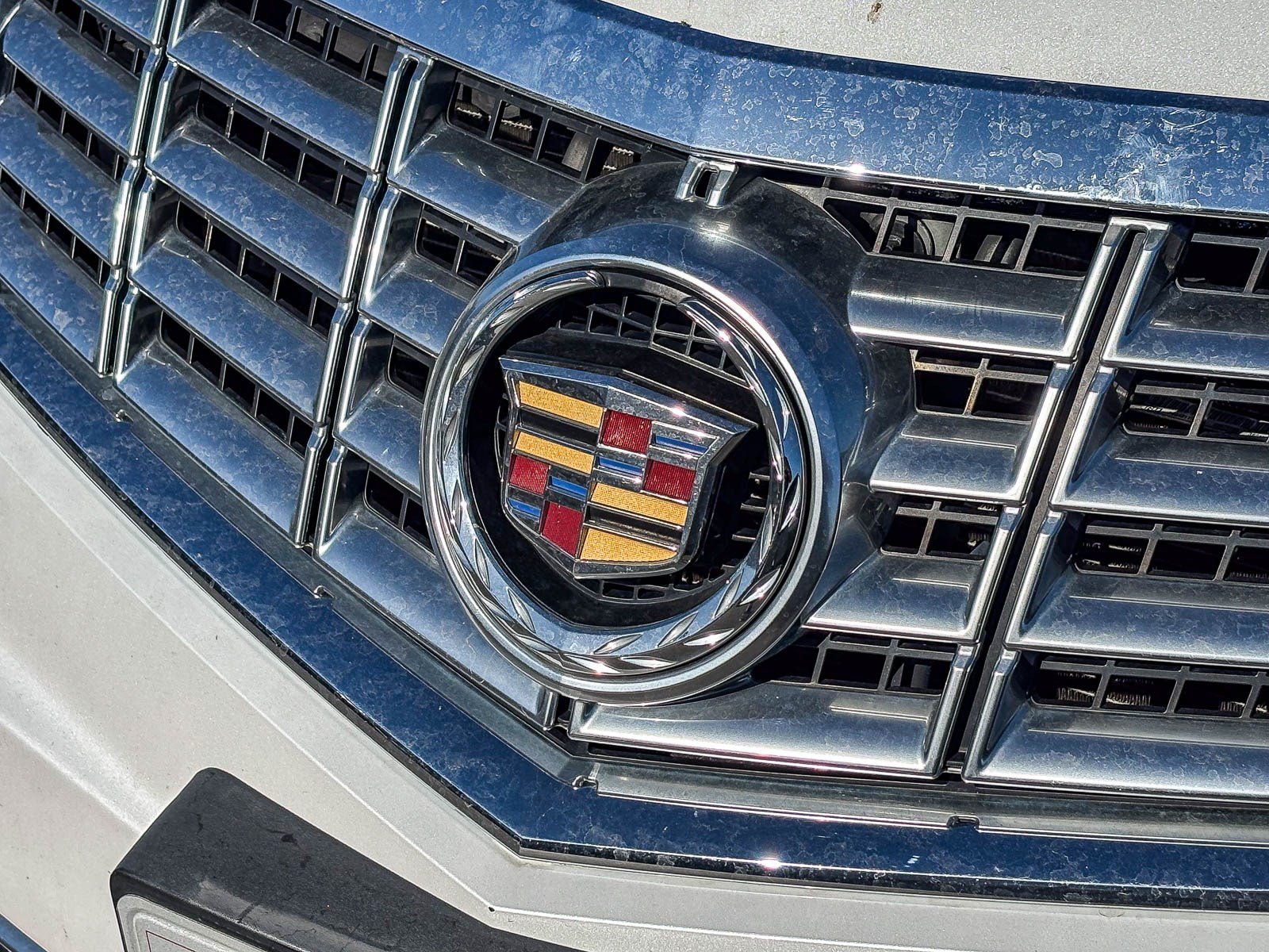 Used 2016 Cadillac SRX Luxury w/ Driver Awareness Package FWD image 10