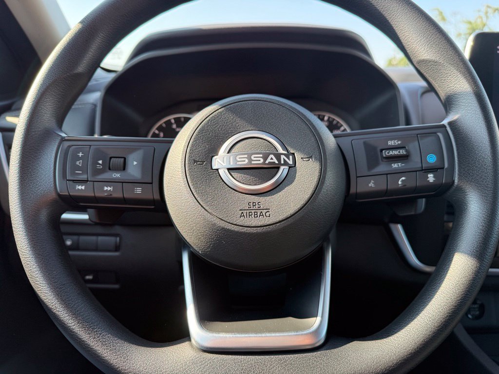 Used 2024 Nissan Rogue SV AWD/4WD image 27