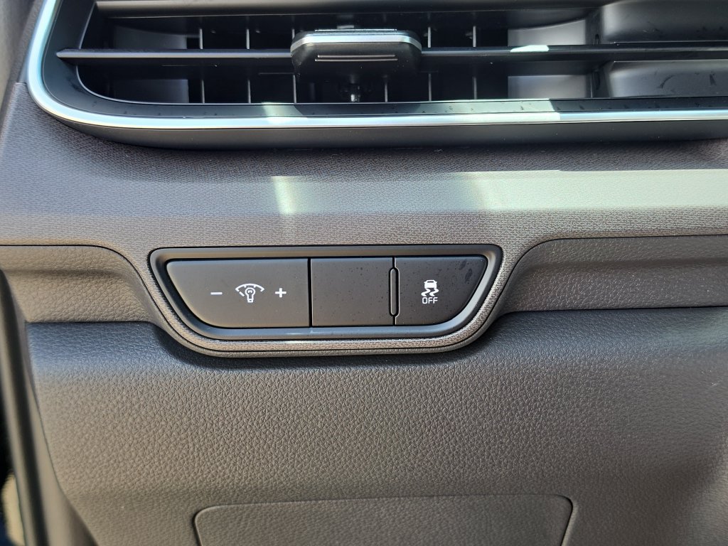 New 2026 Kia Carnival EX FWD image 29