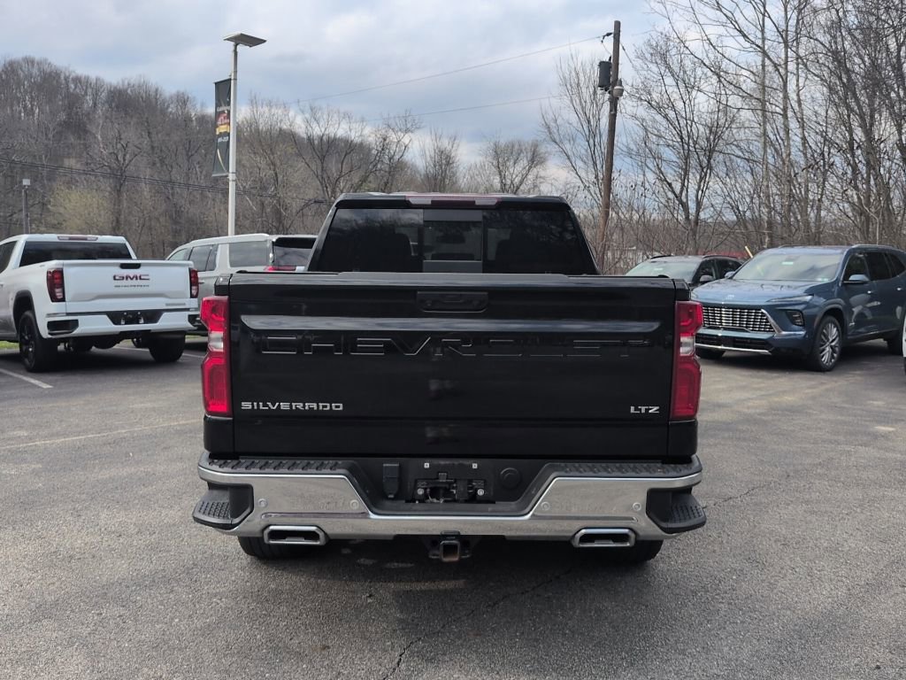 Used 2023 Chevrolet Silverado 1500 LTZ w/ LTZ Convenience Package II image 8