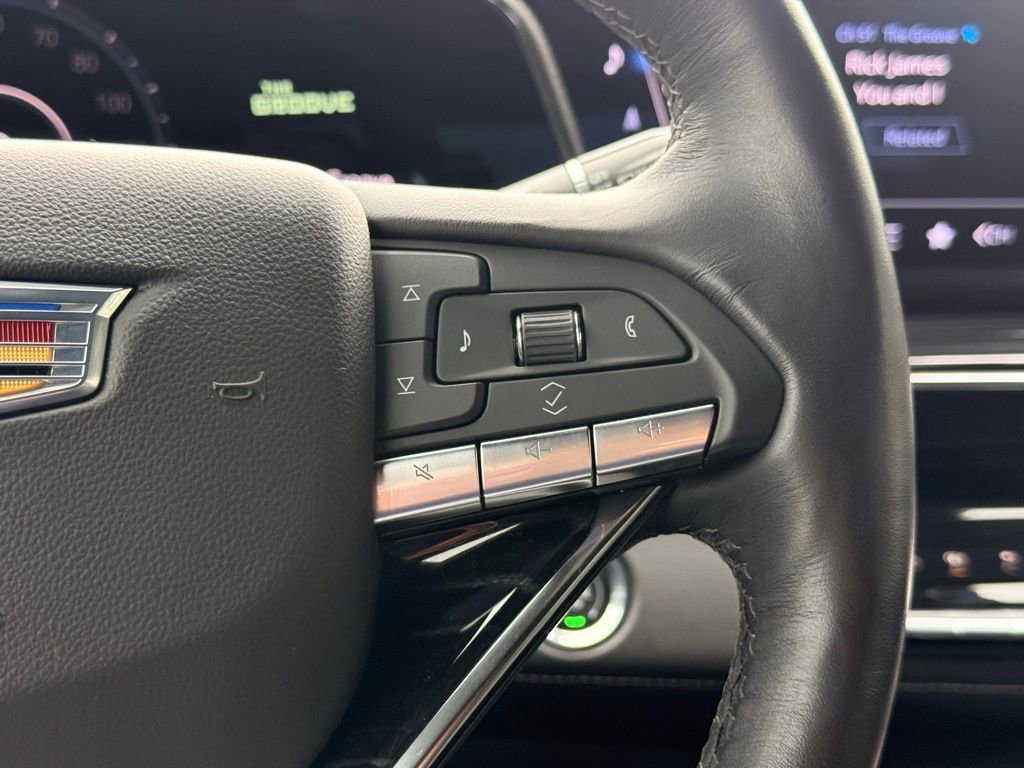 Used 2023 Cadillac Escalade Sport w/ LPO, ONYX Package AWD/4WD image 20