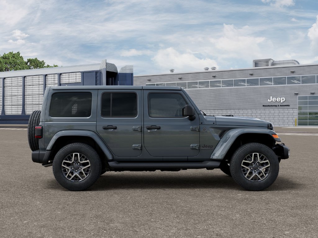 New 2026 Jeep Wrangler Unlimited Sahara AWD/4WD image 21
