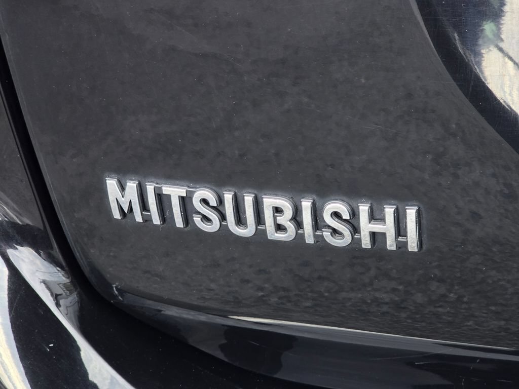 Used 2018 Mitsubishi Outlander ES FWD image 14