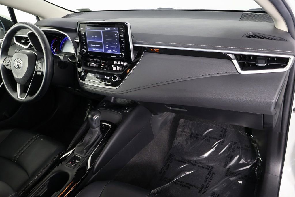 Used 2020 Toyota Corolla XLE w/ Carpet Mat Package (TMS) FWD image 9