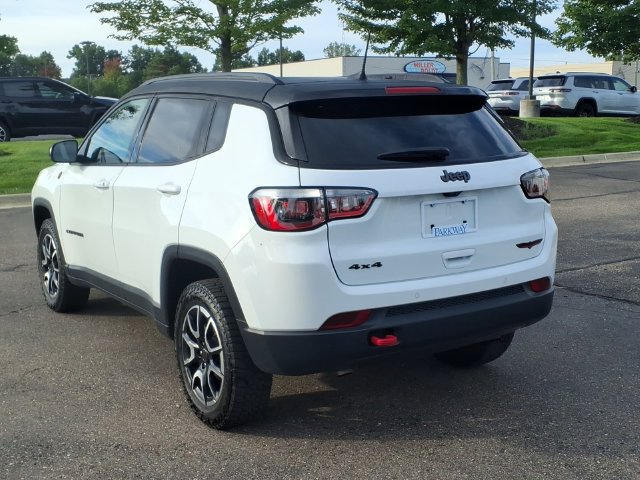 Certified 2025 Jeep Compass Trailhawk w/ Sun & Sound Group AWD/4WD image 6