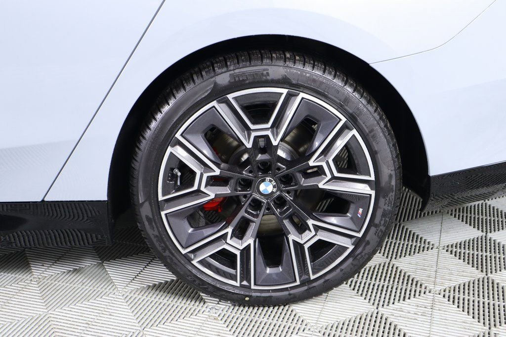 New 2025 BMW 530i xDrive w/ M Sport Package image 20