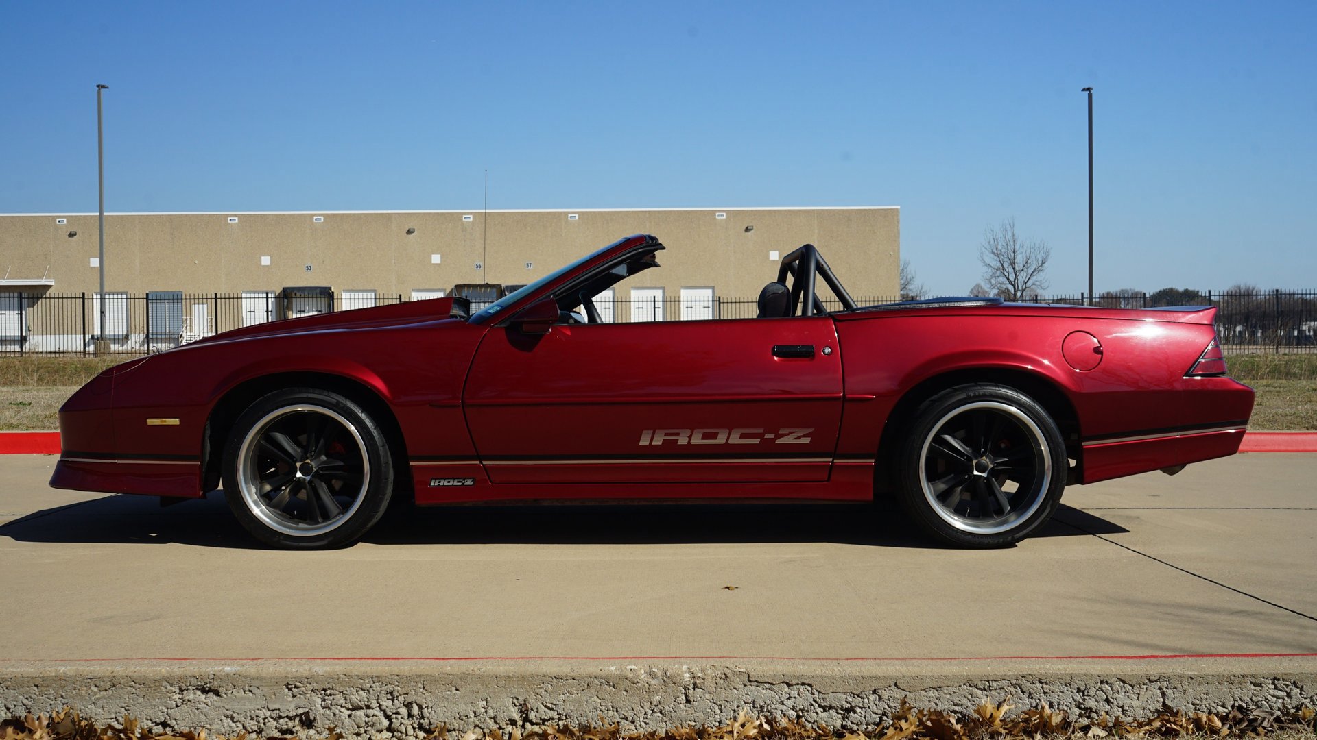 Used 1990 Chevrolet Camaro IROC-Z RWD image 6