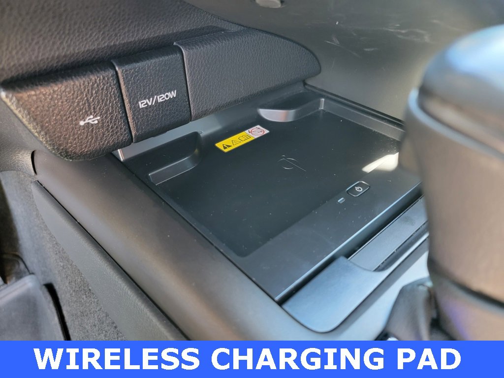 Used 2023 Toyota Camry XSE image 5