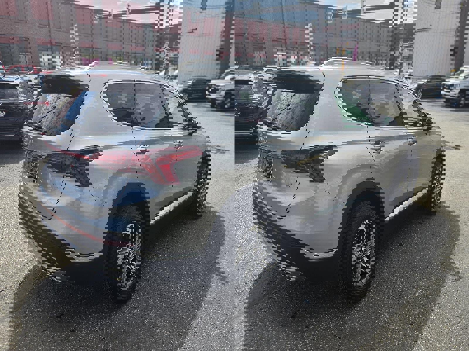 Used 2022 Hyundai Santa Fe SEL image 7