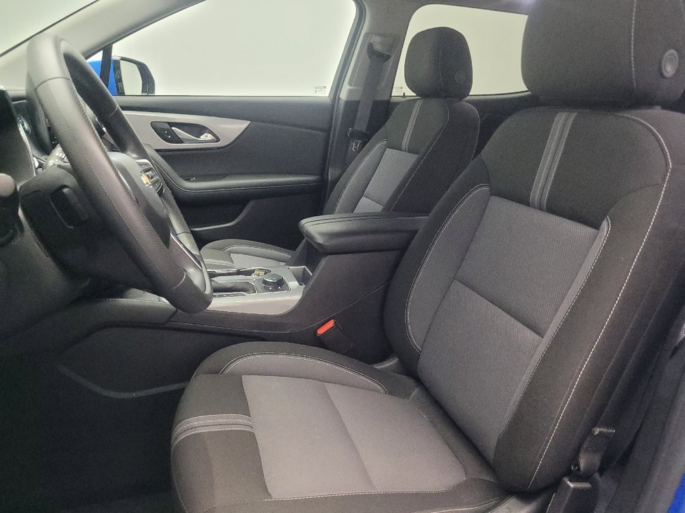 Used 2024 Chevrolet Blazer LT w/ Convenience Package FWD image 17