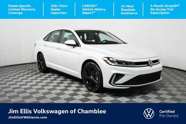 Certified 2025 Volkswagen Jetta SE w/ Black Wheel Package FWD video 1