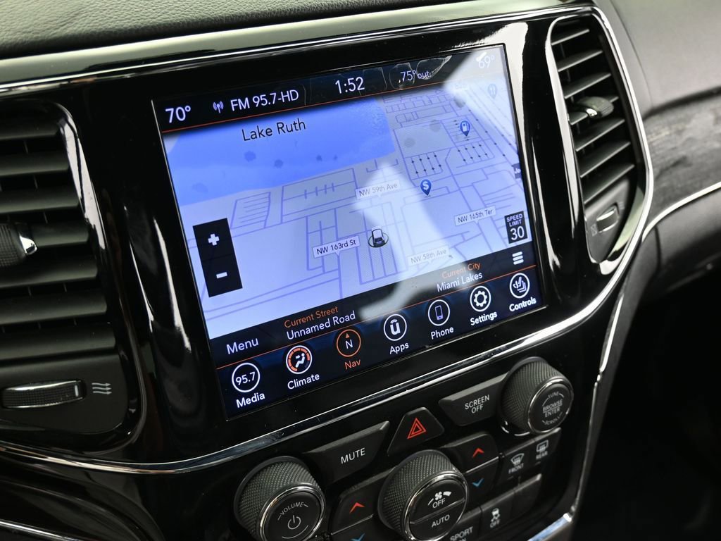 Used 2020 Jeep Grand Cherokee Overland image 24