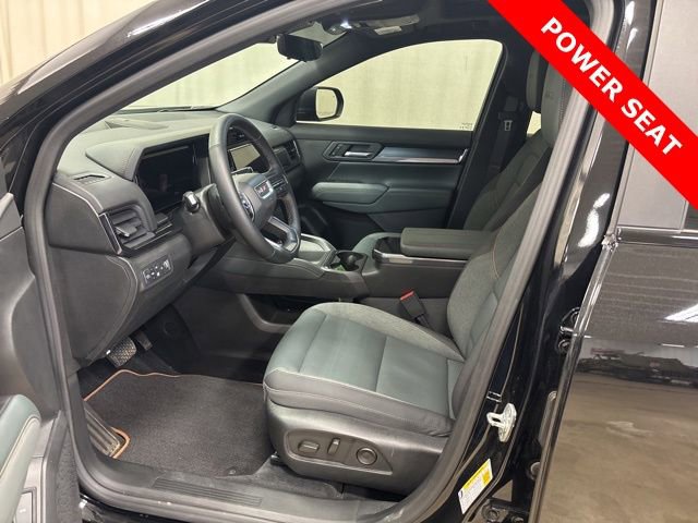 Used 2026 GMC Terrain AT4 w/ Technology Package II image 17