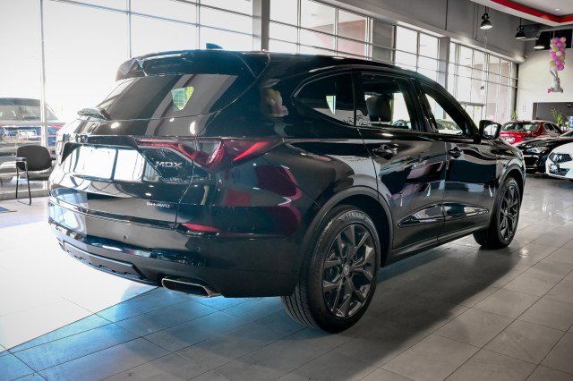 Used 2023 Acura MDX A-Spec AWD/4WD image 5