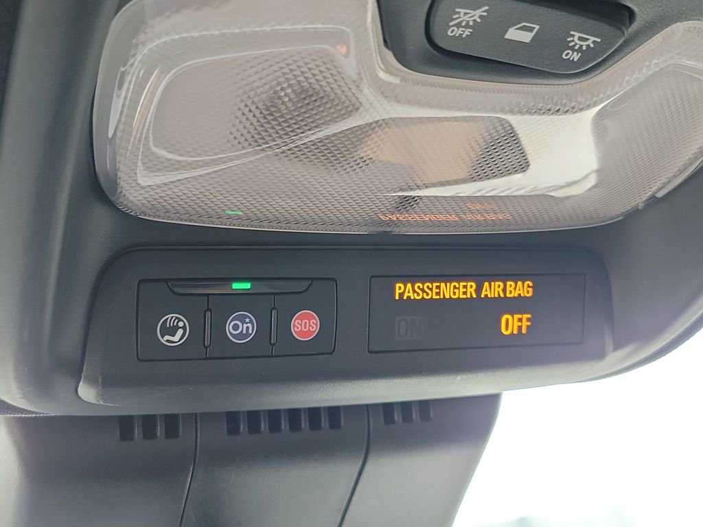 Used 2023 Chevrolet Colorado W/T image 16