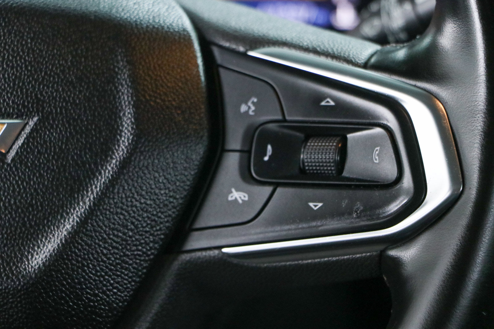 Used 2025 Chevrolet TrailBlazer LT w/ Convenience Package FWD image 14