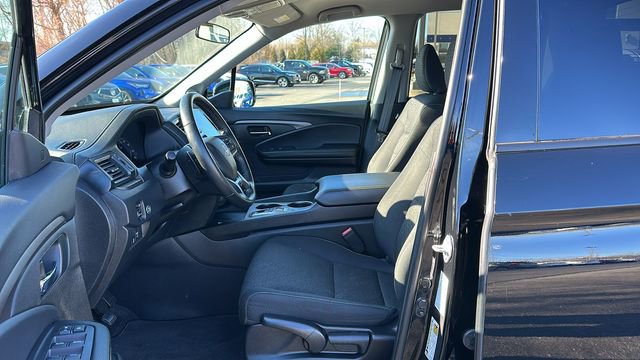 Used 2024 Honda Ridgeline Sport image 9