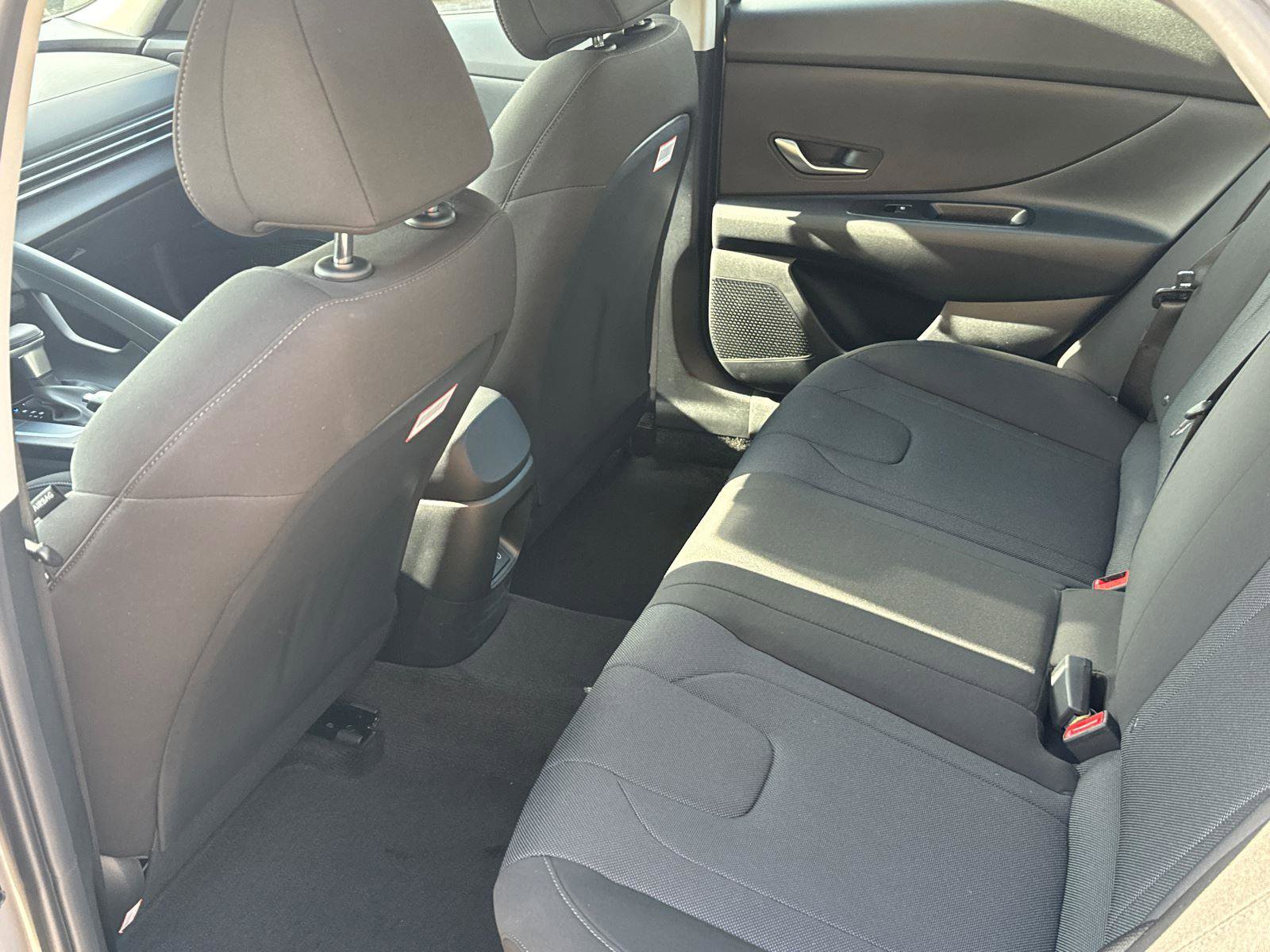 New 2025 Hyundai Elantra SE image 16