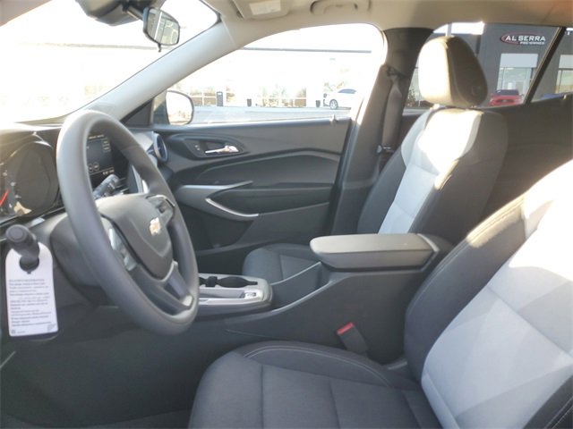 Certified 2025 Chevrolet Trax LS w/ LS Convenience Package image 15