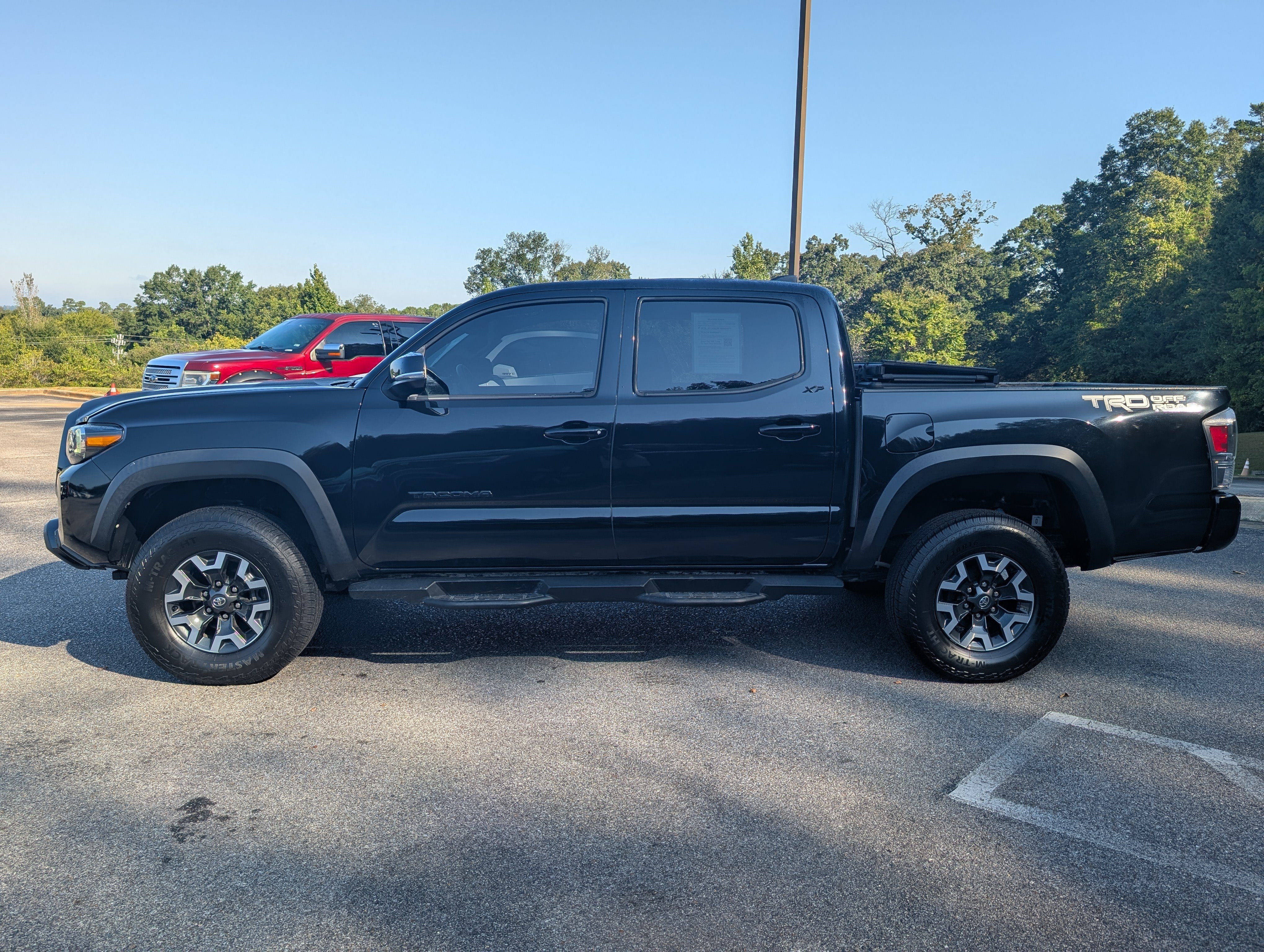 Used 2022 Toyota Tacoma TRD Off-Road w/ TRD Premium Off Road Package RWD image 7