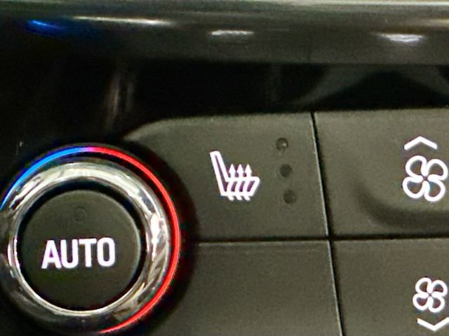 Used 2019 Buick LaCrosse Essence w/ Sights and Sounds Package image 22