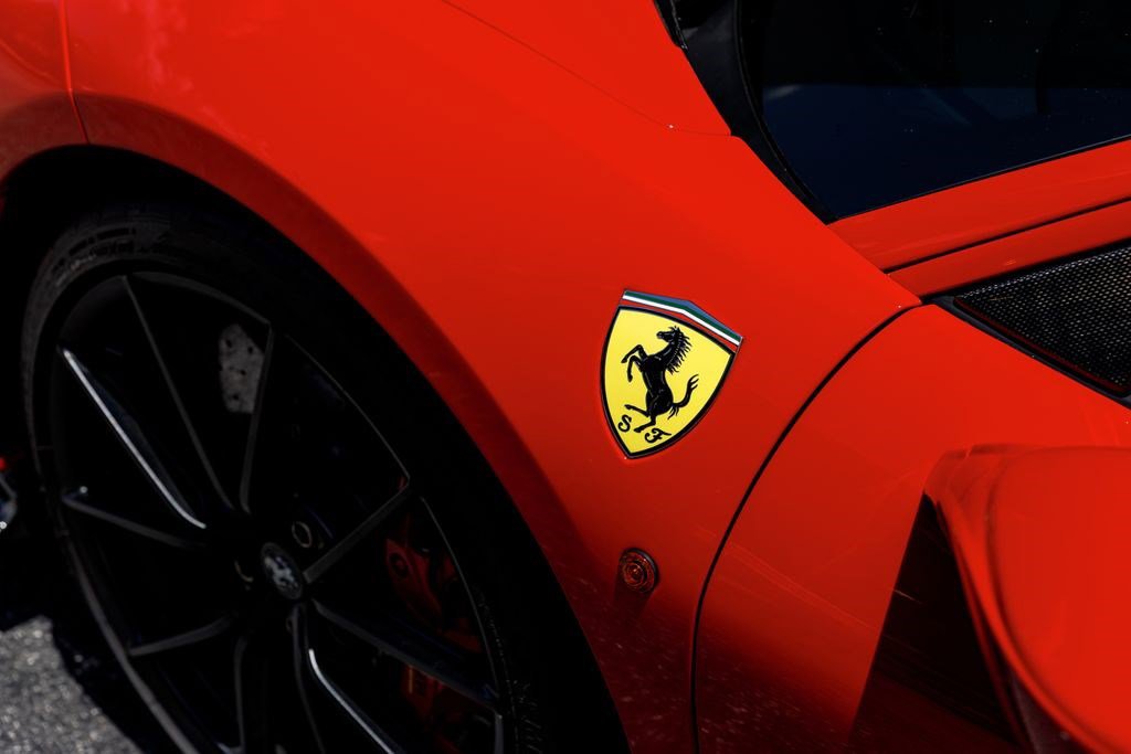Used 2019 Ferrari 488 Pista Coupe RWD image 46