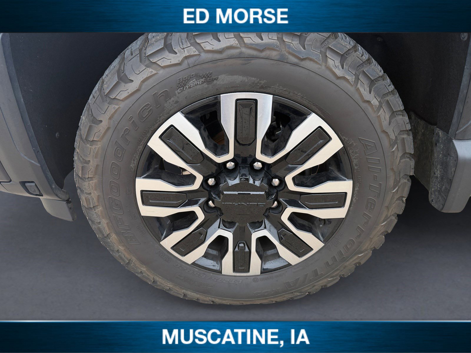 Used 2024 GMC Sierra 2500 Denali Ultimate w/ LPO, GMC Protection Package image 14