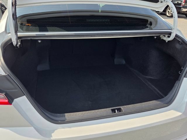 Used 2025 Toyota Camry XSE FWD image 12