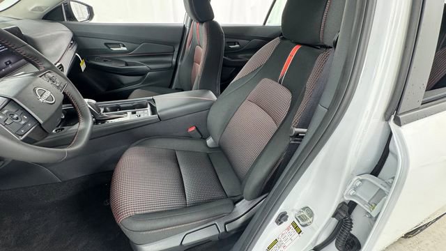 New 2026 Nissan Sentra SR FWD image 10