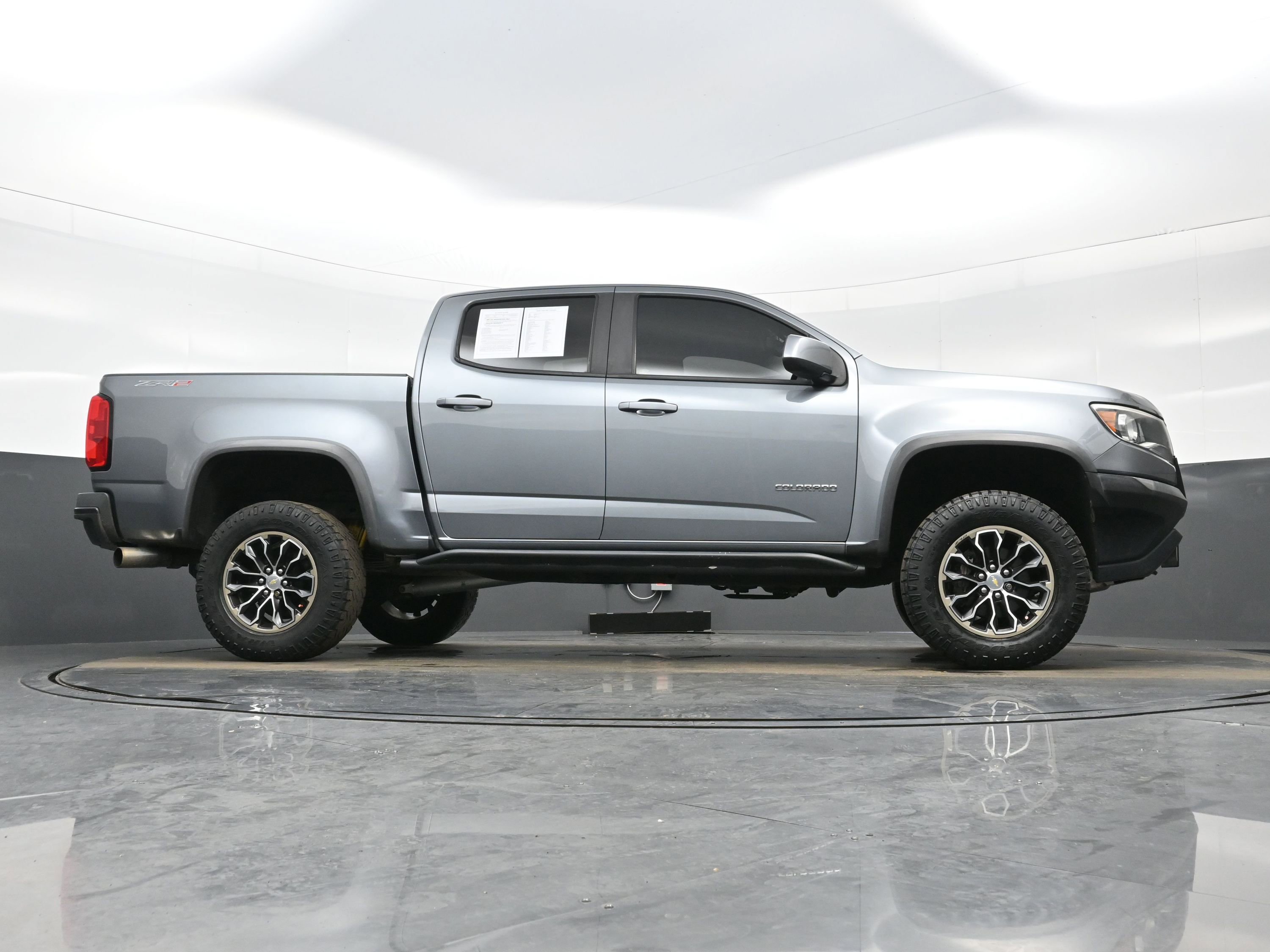 Used 2018 Chevrolet Colorado ZR2 AWD/4WD image 30