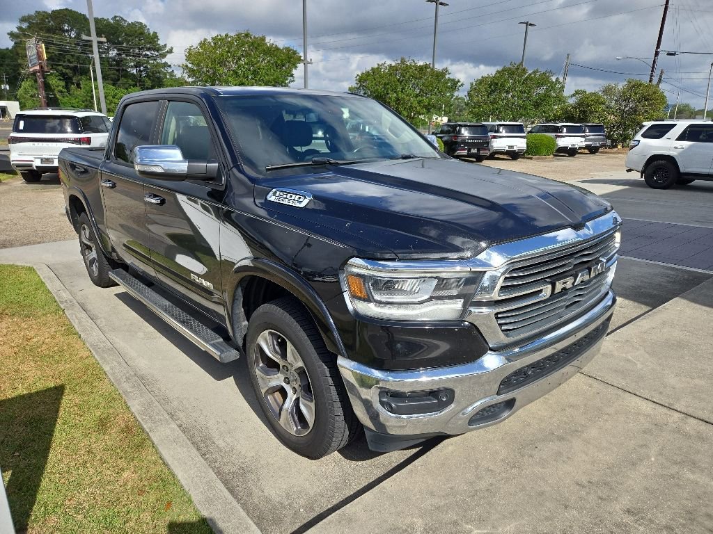 Used 2019 RAM 1500 Laramie AWD/4WD image 3