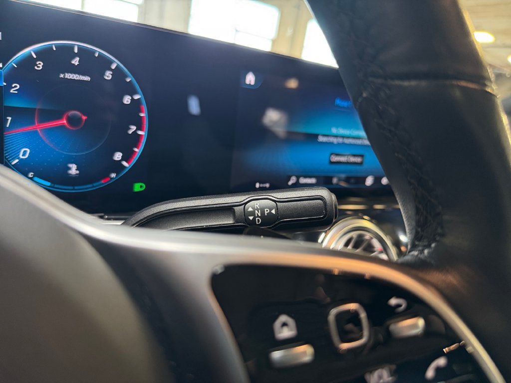 Used 2023 Mercedes-Benz GLB 250 4MATIC image 21