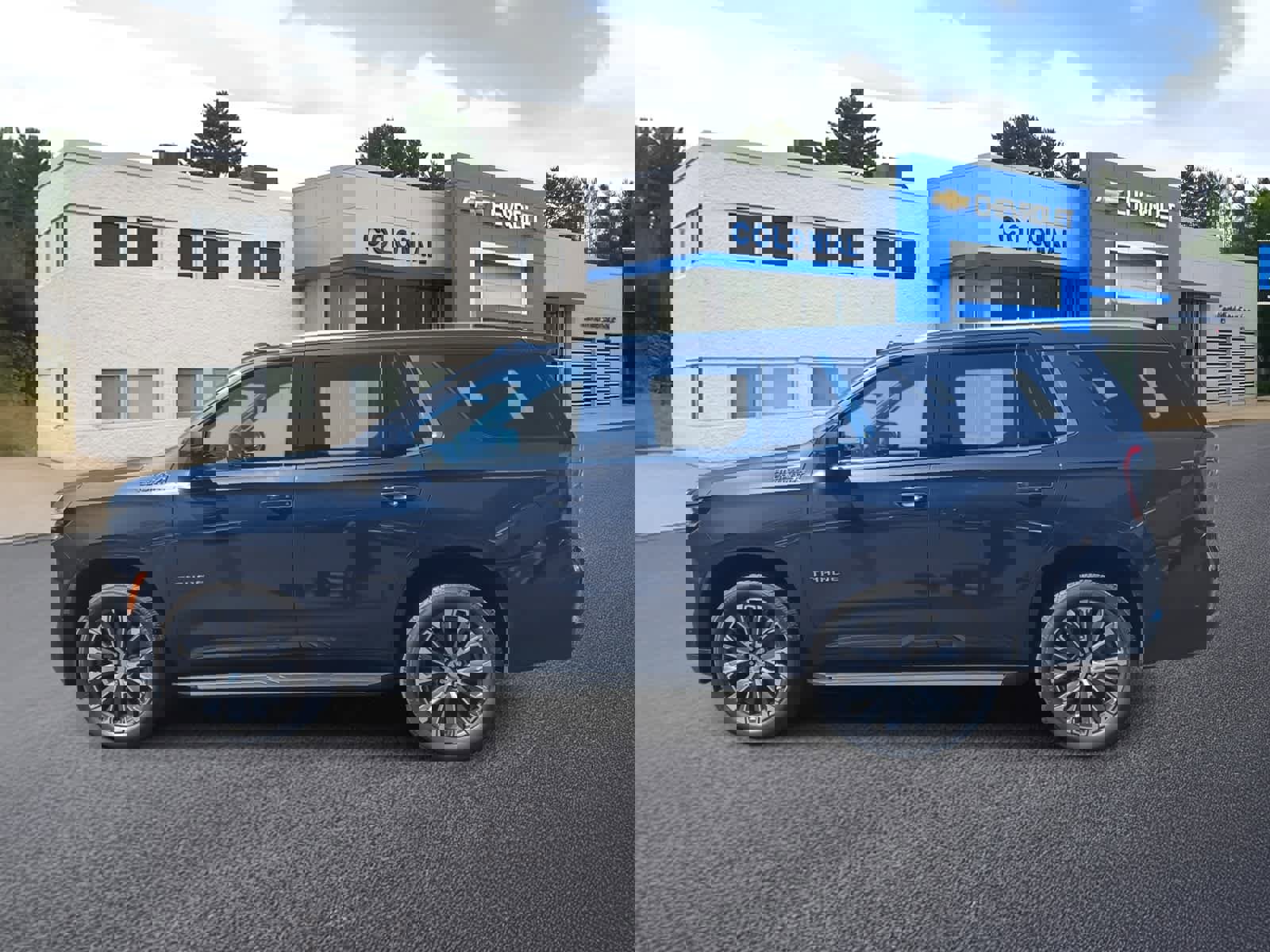 Used 2025 Chevrolet Tahoe High Country image 6