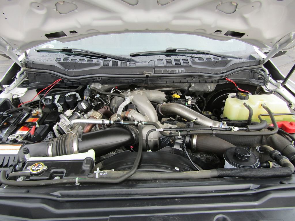 Used 2022 Ford F250 King Ranch w/ Chrome Package image 4