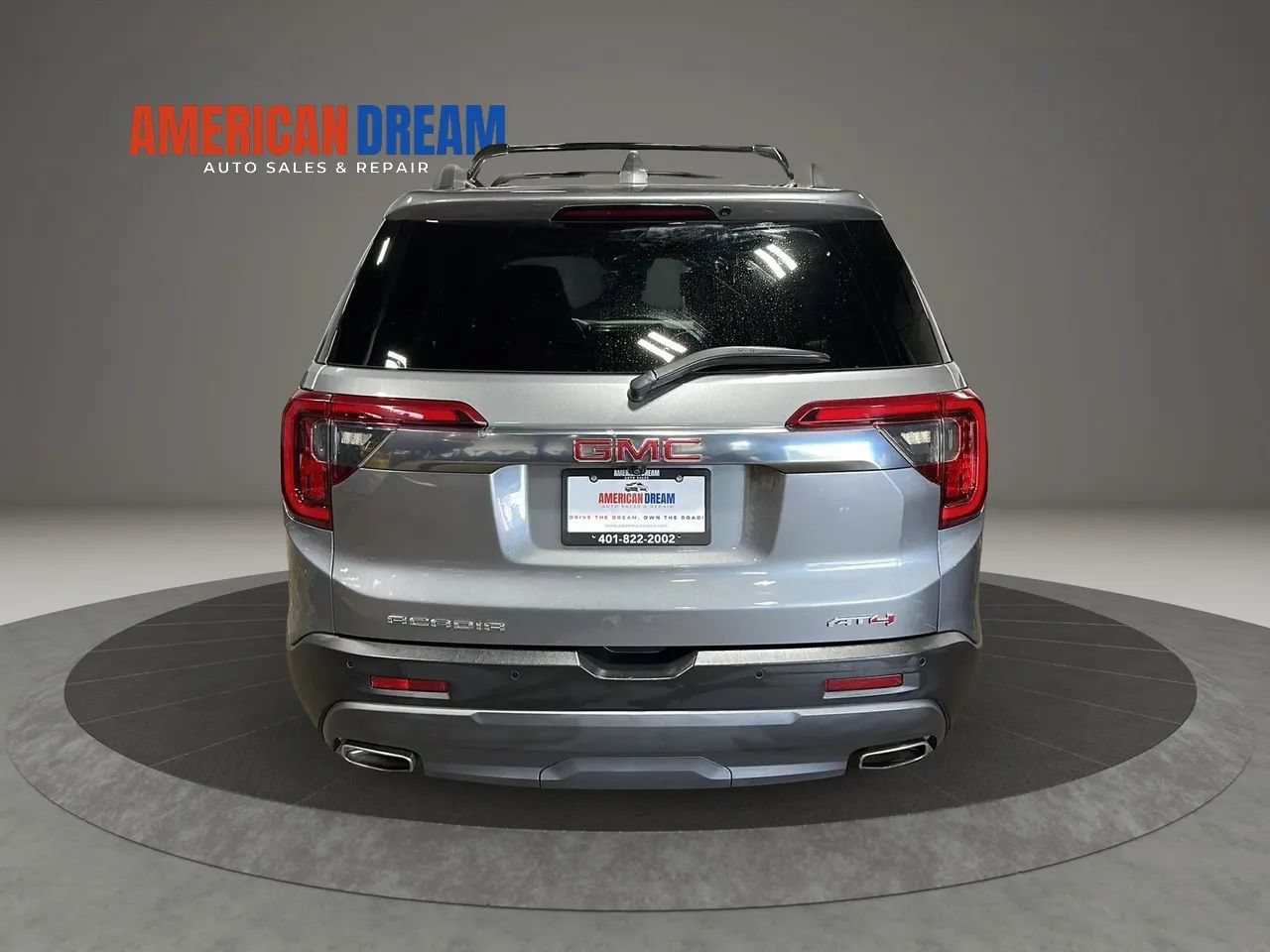 Used 2021 GMC Acadia AT4 w/ LPO, 'HIT The Road' Package AWD/4WD image 4