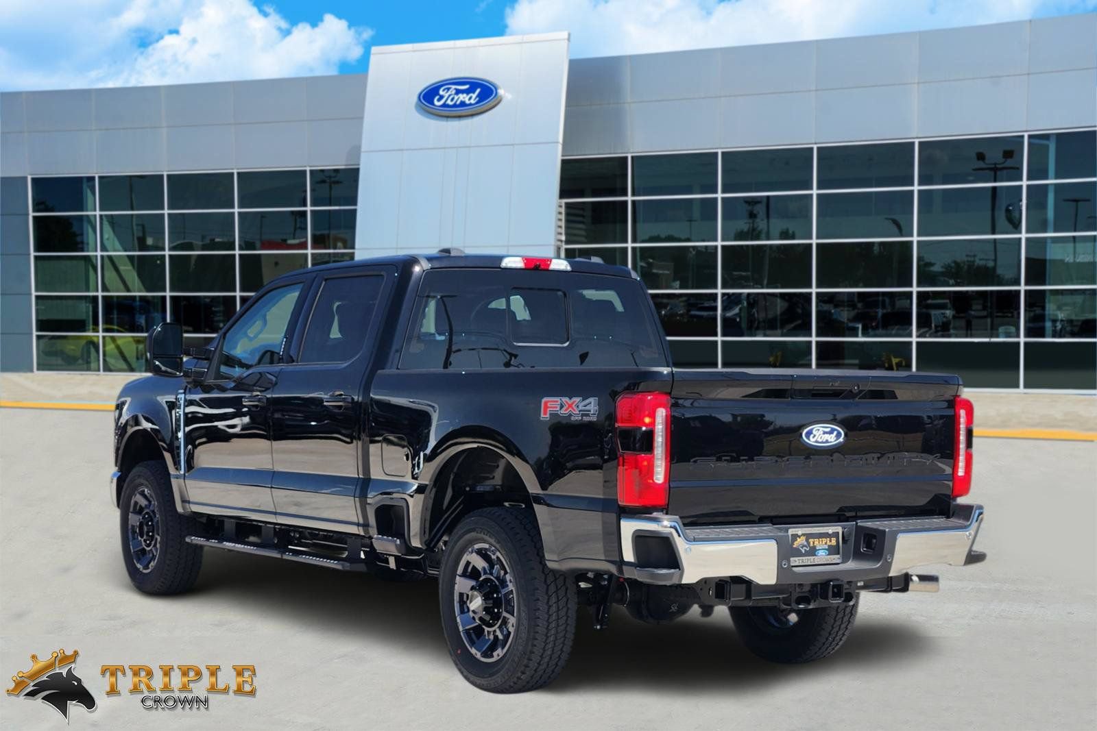 New 2027 Ford F250 Lariat w/ Lariat Premium Package AWD/4WD image 4