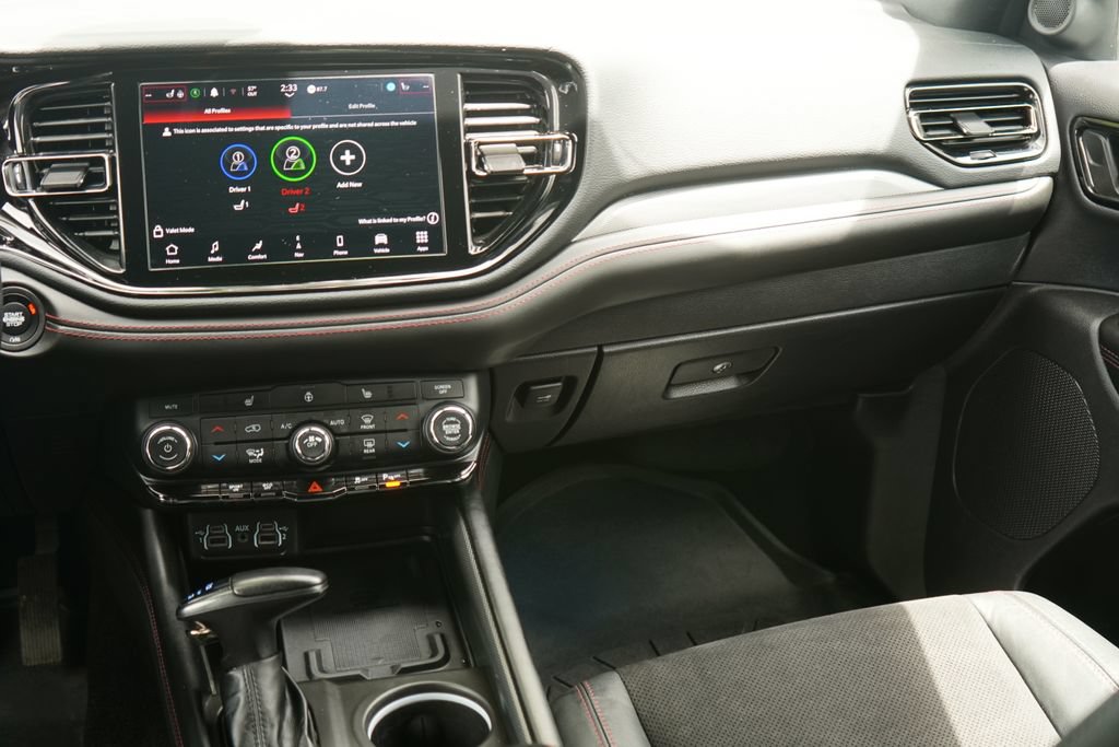 Used 2021 Dodge Durango R/T w/ Blacktop Package AWD/4WD image 26