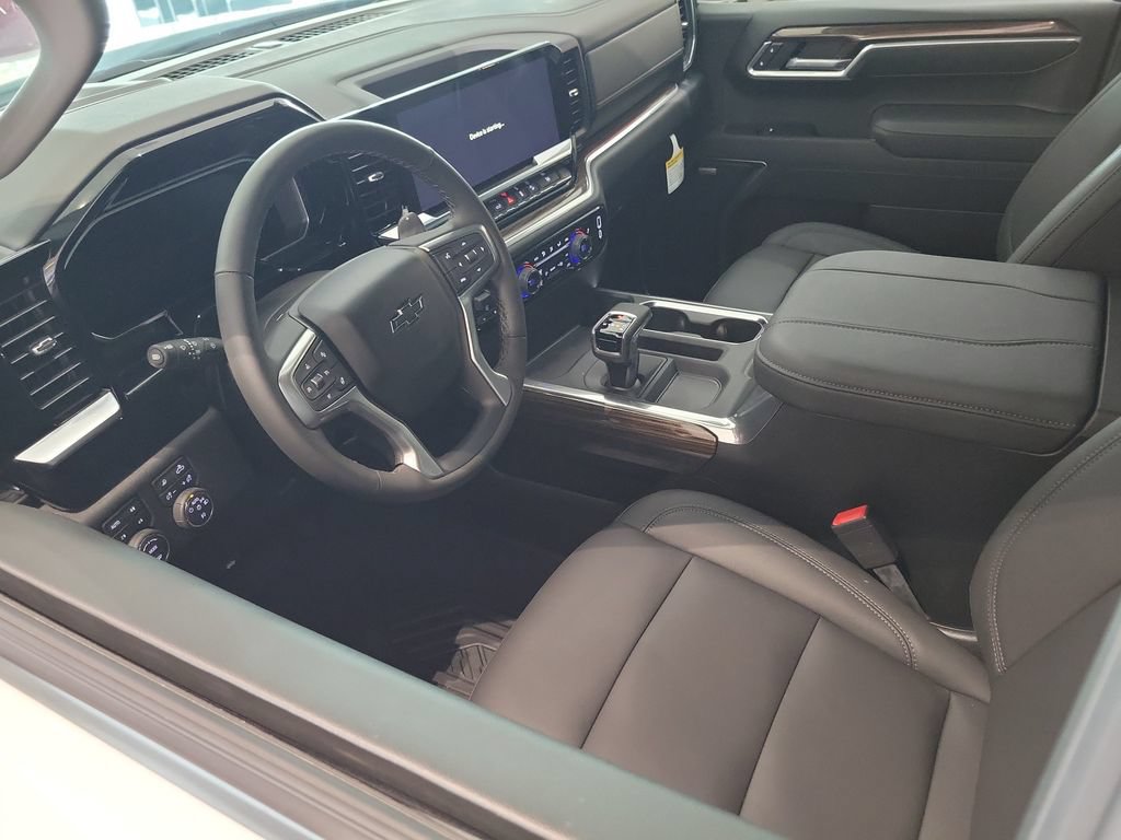 New 2026 Chevrolet Silverado 1500 RST w/ RST All Star Premium Package AWD/4WD image 3